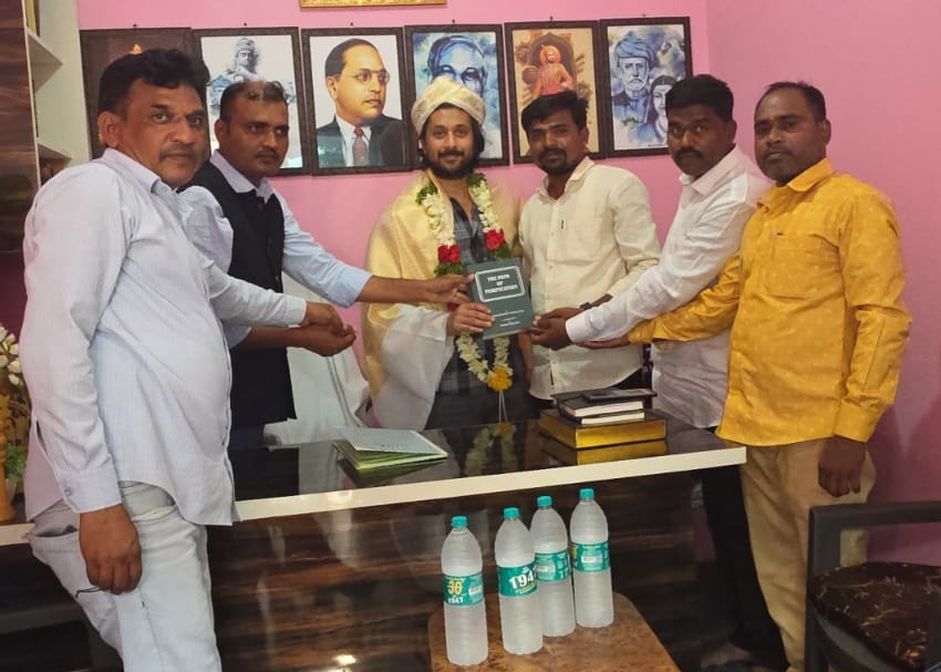 ಔರಾದ್‌ನಲ್ಲಿ ಬಹುಜನ ಸಂಪರ್ಕ ಕಾರ್ಯಾಲಯಕ್ಕೆ ಚೇತನ್ ಅಹಿಂಸಾ ಭೇಟಿ