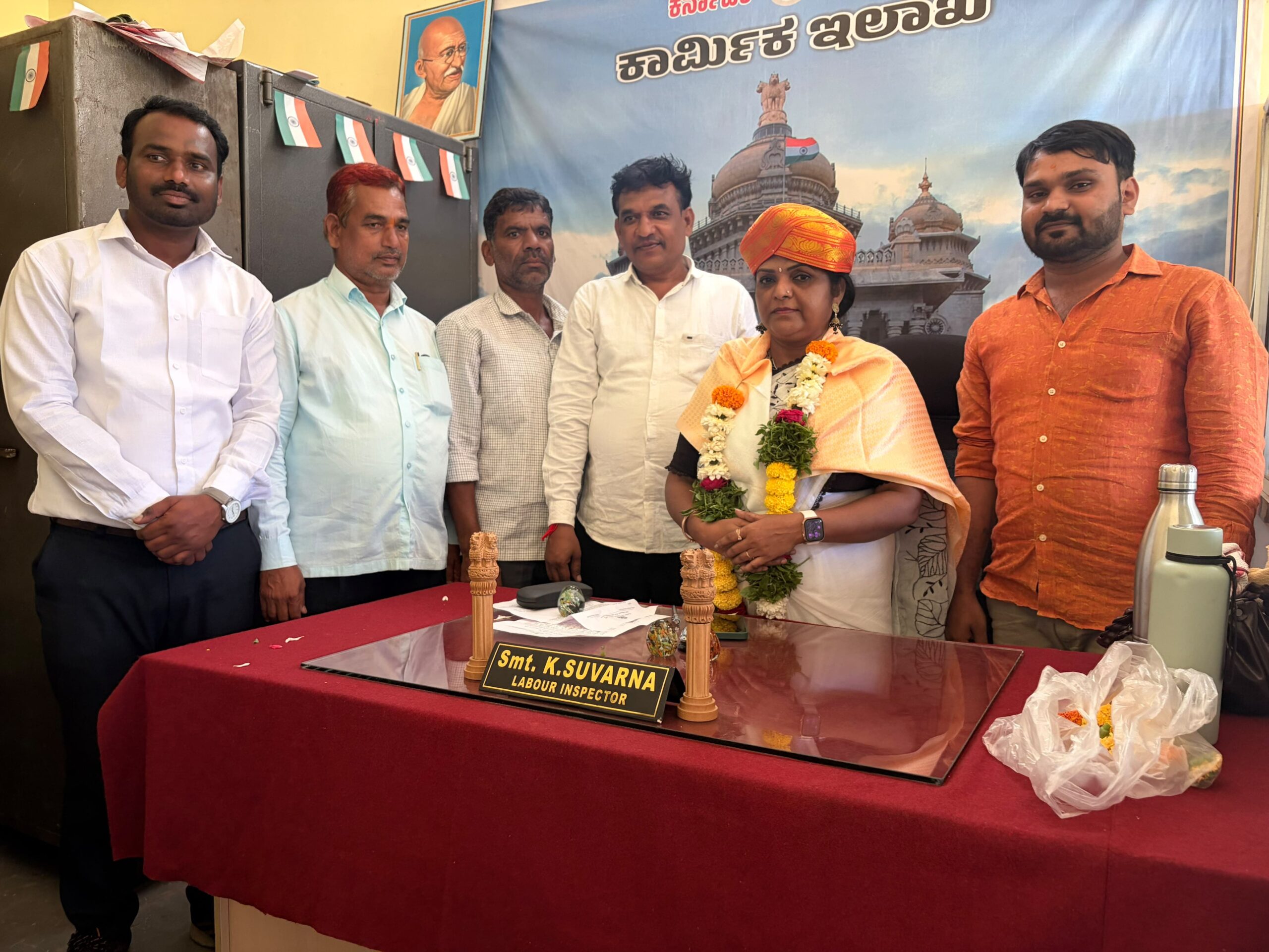 ನೂತನ ಕಾರ್ಮಿಕ ನಿರೀಕ್ಷಕರಿಗೆ ಕಾರ್ಮಿಕ ಸಂಘದಿಂದ ಆತ್ಮೀಯ ಸನ್ಮಾನ